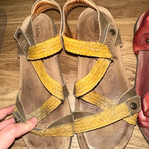 2 pair of toas - Picture 3 of 9